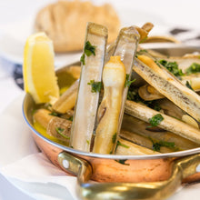 Load image into Gallery viewer, Razor Clams - Fish To Your Door