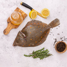 Load image into Gallery viewer, Whole Plaice - Fish To Your Door
